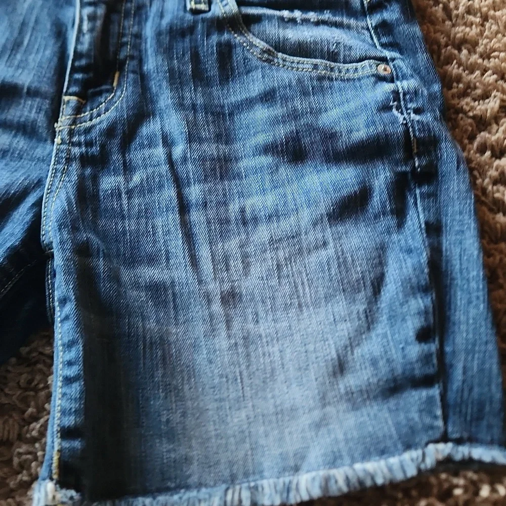 Mossimo boyfriend jean shorts womans size 6 - Picture 3 of 7